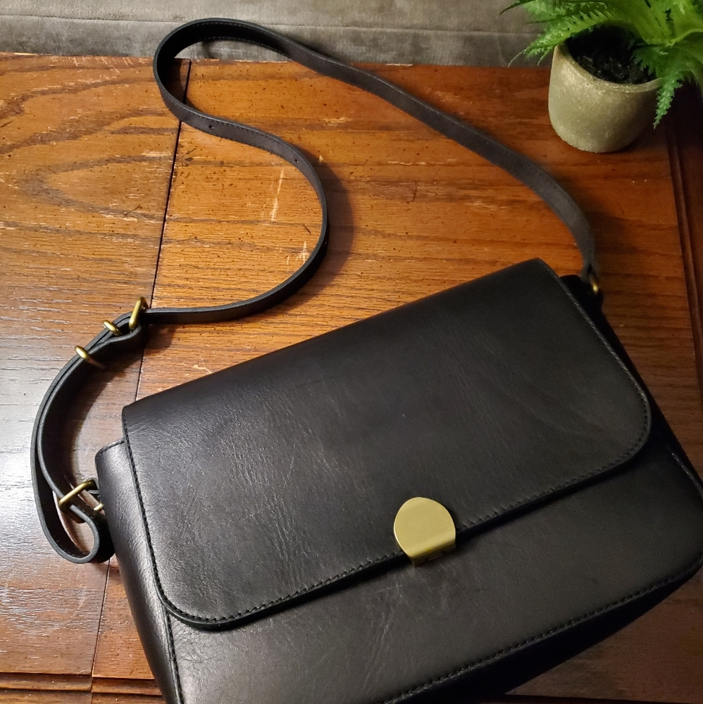 Madewell The Abroad Shoulder Bag